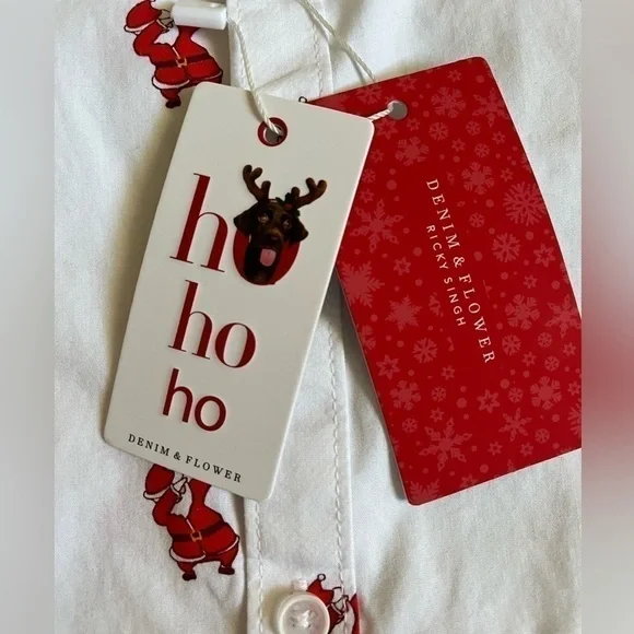 Denim & Flower Dabbing Santa shirt - Picture 4 of 5